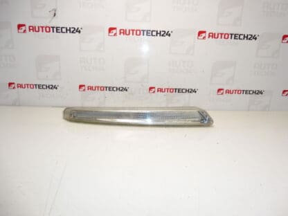 Farul drept Peugeot 807 630397