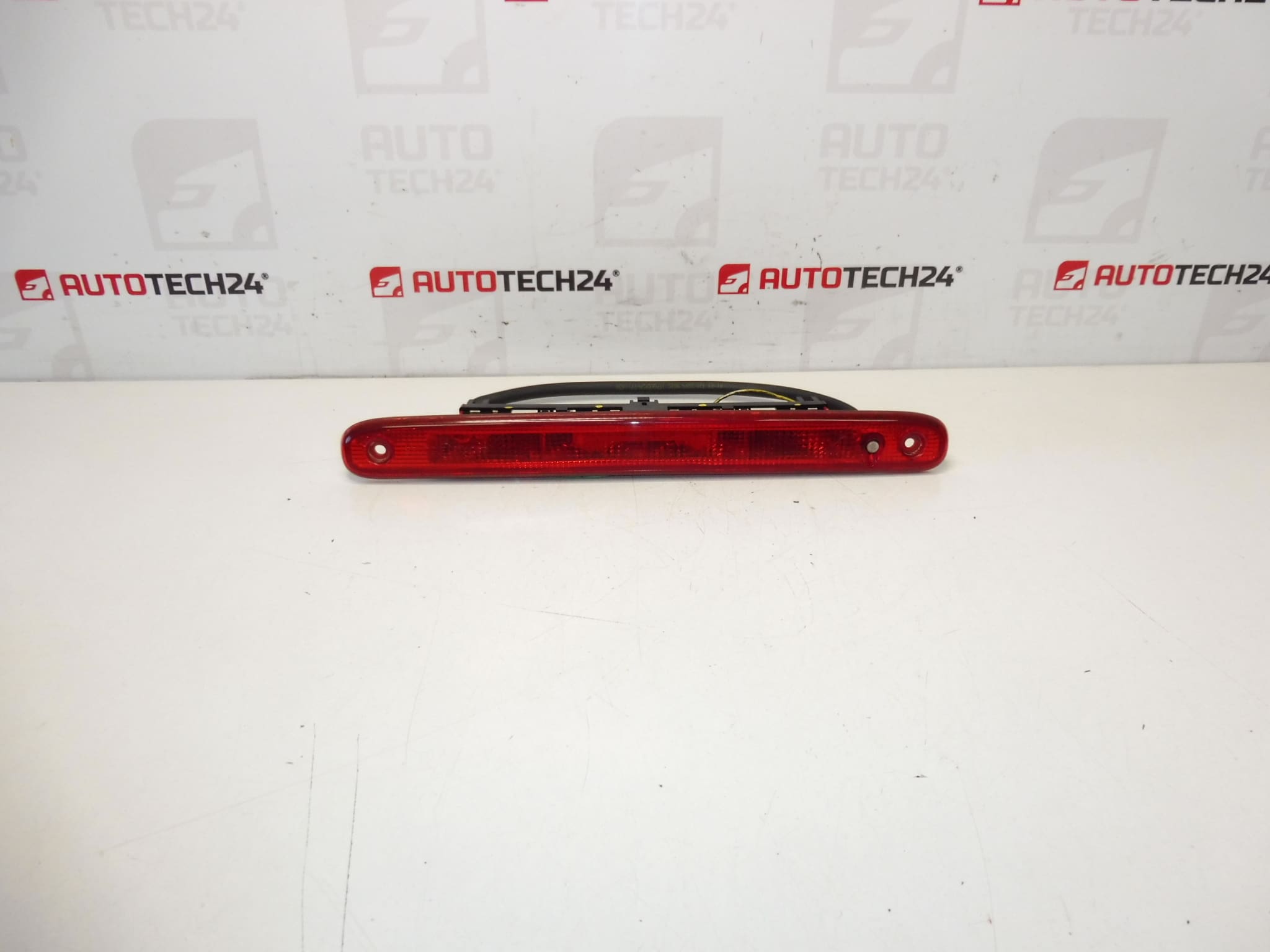 A treia lumină de frână folosit Citroën C1 Peugeot 107 1606372780
