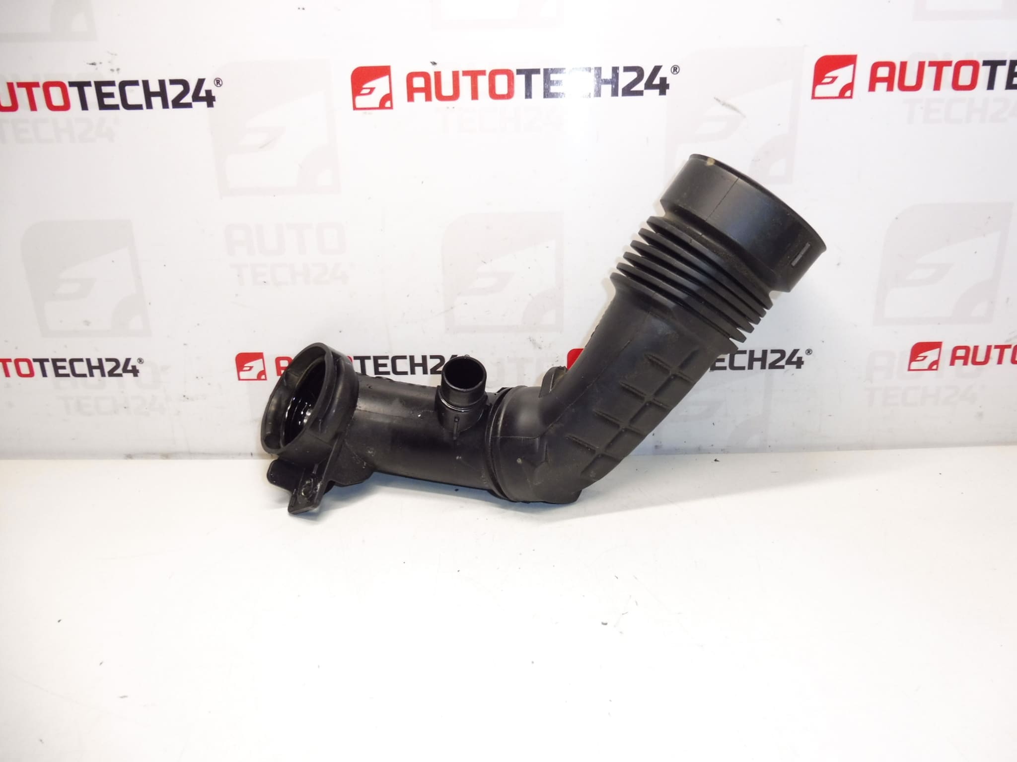 Racord aer 1.5 HDI Citroën Peugeot 9810921180